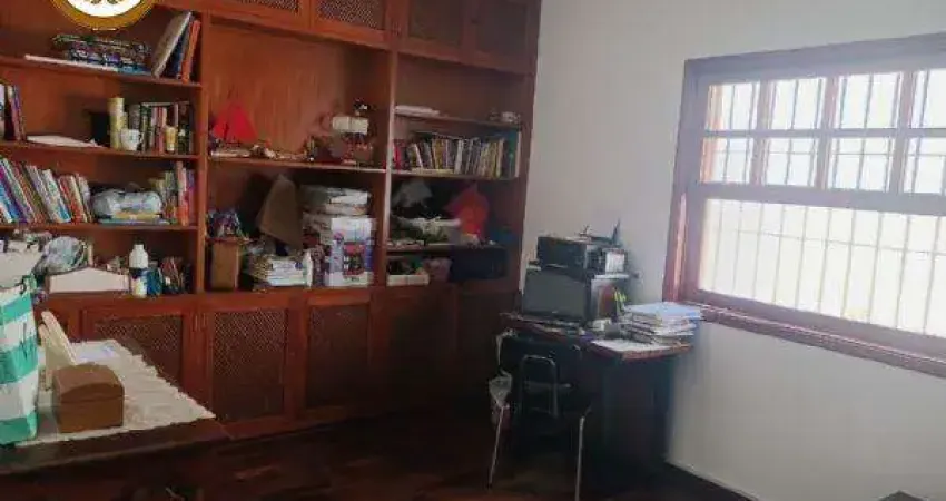 Casa para Venda em São Roque, Centro, 3 dormitórios, 1 suíte, 3 banheiros, 4 vagas