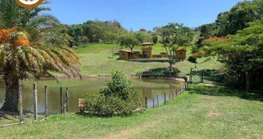 Casa para Venda em Mairinque, Mato Dentro, 2 dormitórios, 1 banheiro, 4 vagas