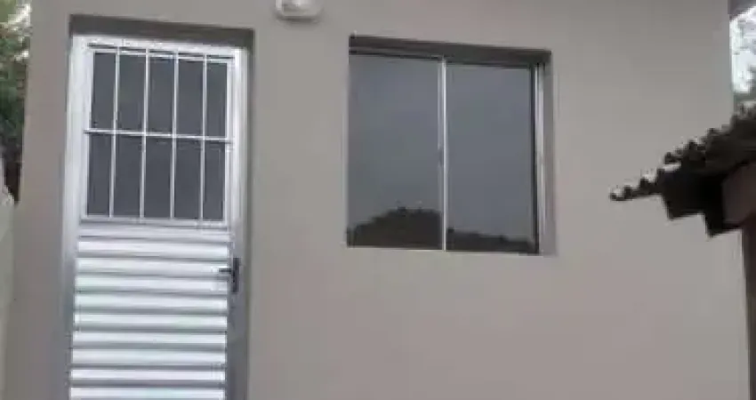 Casa para Venda em São Roque, Vila Nossa Senhora Aparecida, 2 dormitórios, 1 banheiro