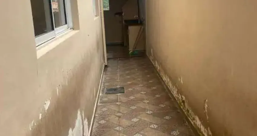 Casa para Venda em São Roque, Junqueira, 2 dormitórios, 2 suítes, 4 banheiros, 2 vagas