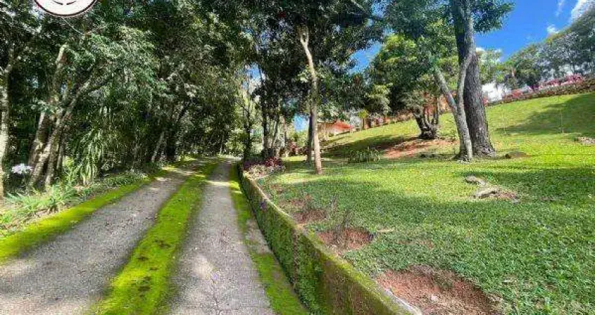 Casa para Venda em São Roque, Vila Darcy Penteado, 4 dormitórios, 2 suítes, 3 banheiros, 10 vagas
