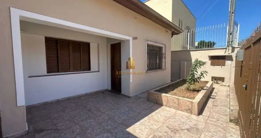 Casa com 2 quartos à venda na Rua Garfield Pereira Barreto, 104, Centro, São Roque