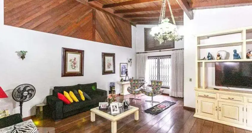 Casa para Aluguel - Tristeza, 3 Quartos,  1000 m² - Porto Alegre