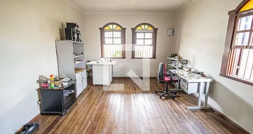 Casa para Aluguel - Alípio de Melo, 4 Quartos,  500 m² - Belo Horizonte