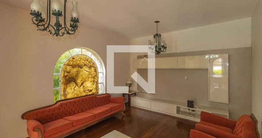 Casa para Aluguel - Bandeirantes, 5 Quartos,  1000 m² - Belo Horizonte