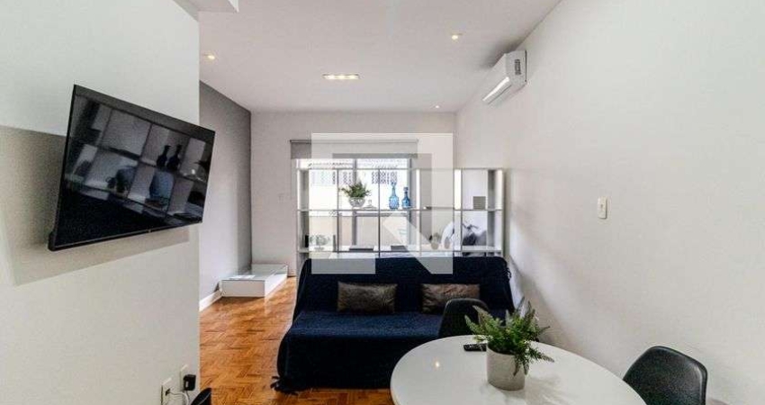 Kitnet / Stúdio para Aluguel - Santa Cecília, 1 Quarto,  47 m² - São Paulo