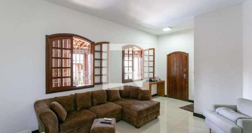 Casa para Aluguel - Santa Branca, 3 Quartos,  360 m² - Belo Horizonte