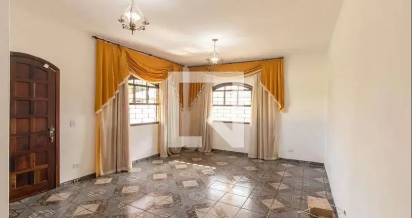 Casa para Aluguel - Cajuru, 4 Quartos,  350 m² - Curitiba