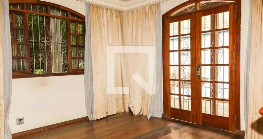 Casa para Aluguel - Quintino Bocaiúva, 2 Quartos,  122 m² - Rio de Janeiro