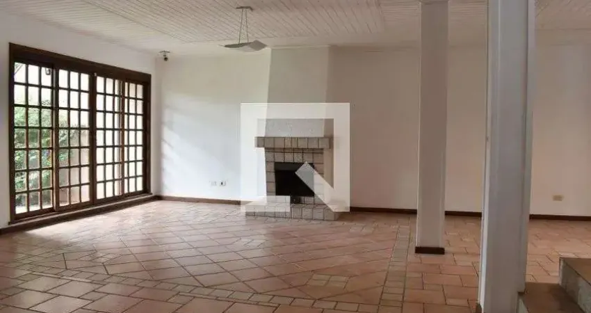 Casa para Aluguel - Boqueirão, 7 Quartos,  310 m² - Curitiba