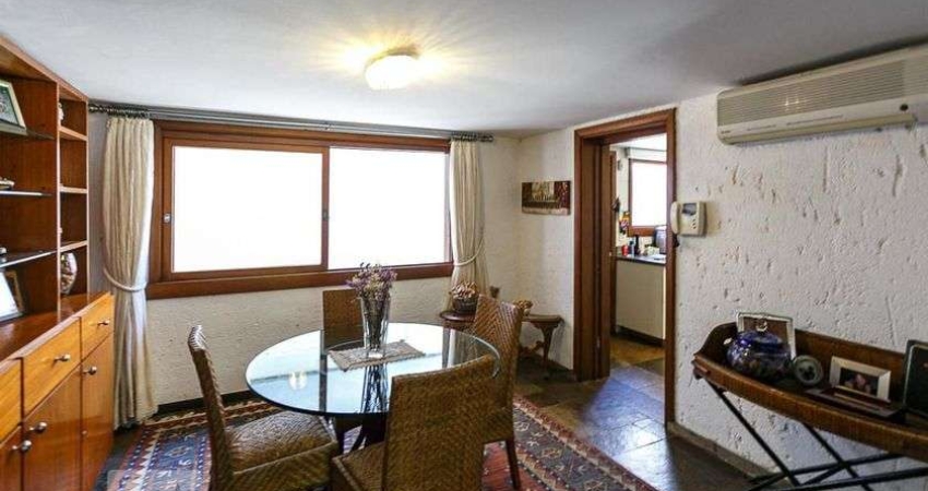 Casa para Aluguel - Vila Assunção , 3 Quartos,  800 m² - Porto Alegre