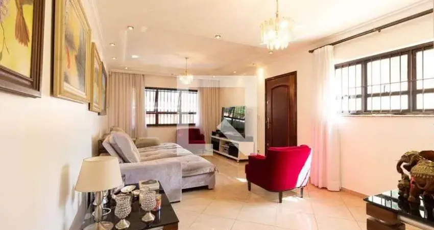 Casa para Aluguel - Vila Pedra Branca, 3 Quartos,  330 m² - São Paulo