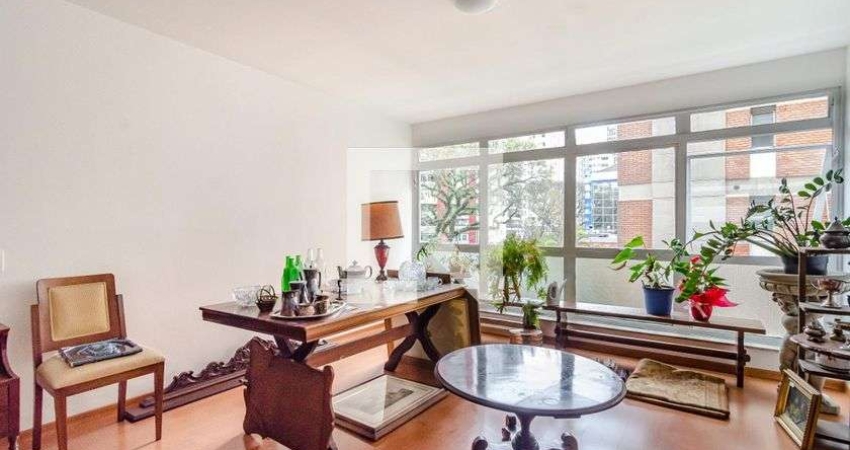 Apartamento para Aluguel - Paraíso, 3 Quartos,  138 m² - São Paulo