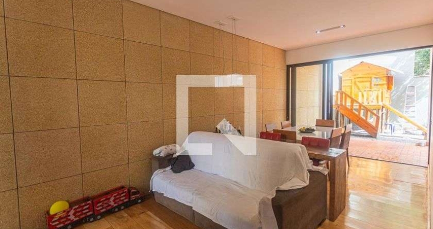 Casa para Aluguel - Santa Efigênia, 5 Quartos,  192 m² - Belo Horizonte