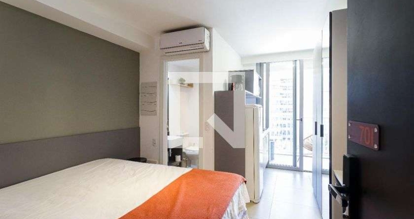 Kitnet / Stúdio para Aluguel - Moema, 1 Quarto,  21 m² - São Paulo