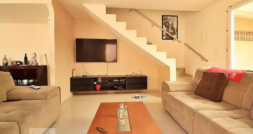 Casa para Aluguel - Utinga, 2 Quartos,  100 m² - Santo André