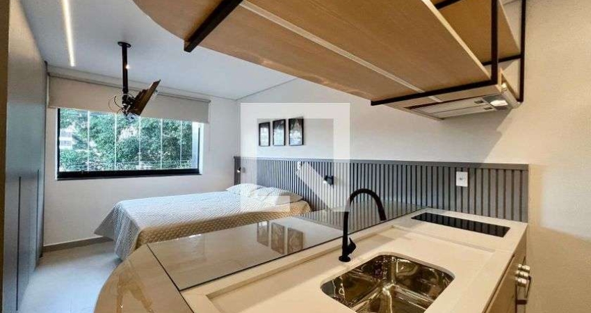 Kitnet / Stúdio para Aluguel - Moema, 1 Quarto,  29 m² - São Paulo
