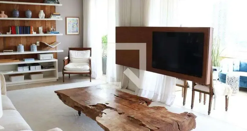 Apartamento para Aluguel - Vila Olímpia, 2 Quartos,  152 m² - São Paulo