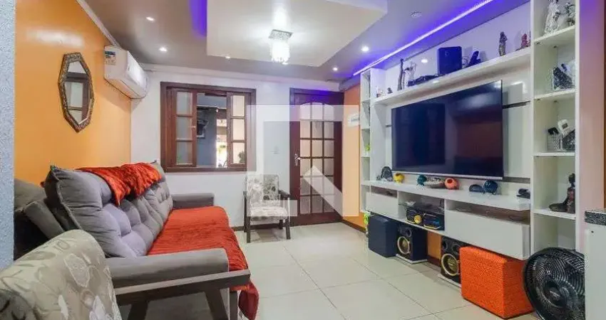 Casa para Aluguel - Santo Antônio, 2 Quartos,  320 m² - Porto Alegre