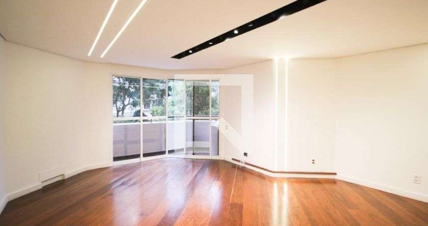 Apartamento para Aluguel - Moema, 3 Quartos,  140 m² - São Paulo