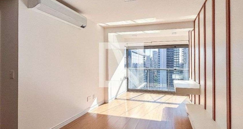 Apartamento para Aluguel - Moema, 1 Quarto,  45 m² - São Paulo