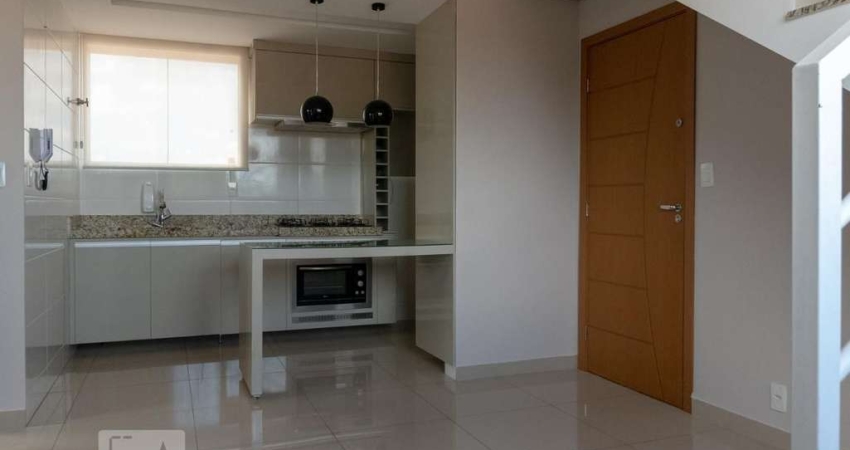 Cobertura para Aluguel - São João Batista, 2 Quartos,  110 m² - Belo Horizonte