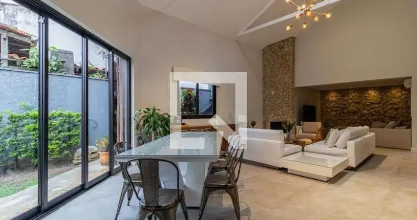 Casa para Aluguel - Morumbi, 3 Quartos,  422 m² - São Paulo