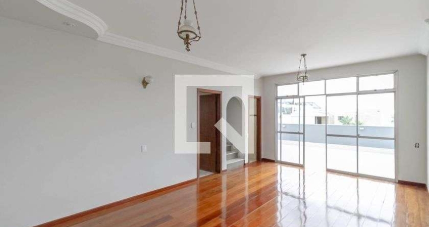 Cobertura para Aluguel - Ouro Preto, 3 Quartos,  200 m² - Belo Horizonte