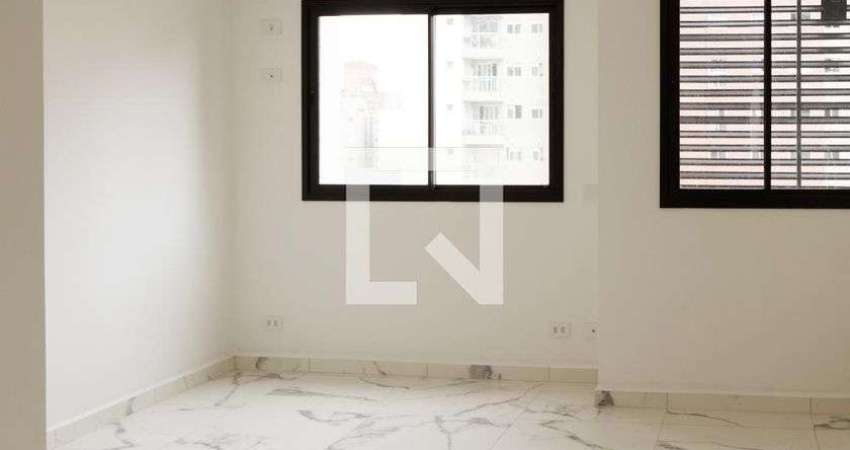 Apartamento para Aluguel - Centro, 2 Quartos,  34 m² - Curitiba