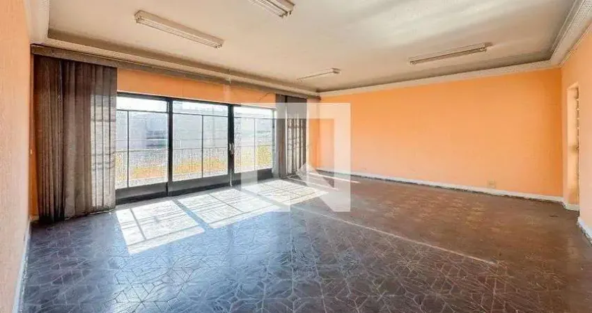 Casa para Aluguel - Cambuci, 2 Quartos,  531 m² - São Paulo