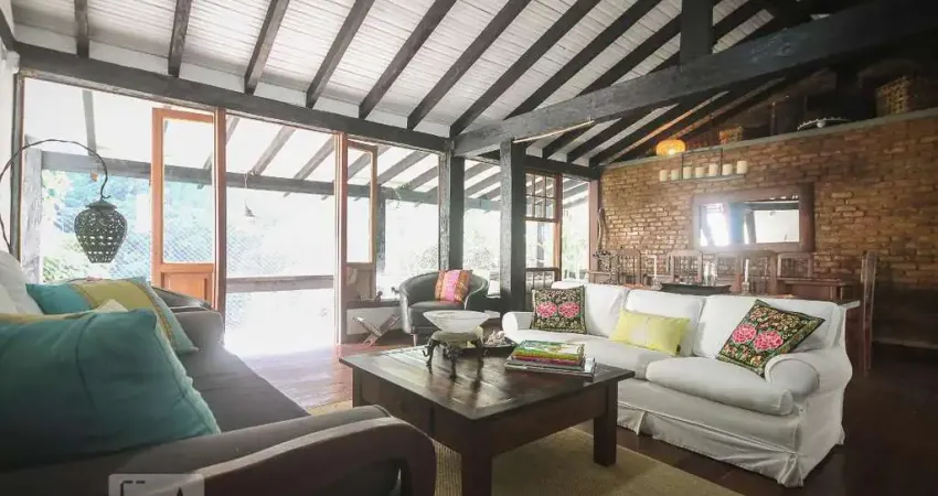 Casa / Sobrado em Condomínio para Aluguel - Jardim Oceânico, 4 Quartos,  450 m² - Rio de Janeiro