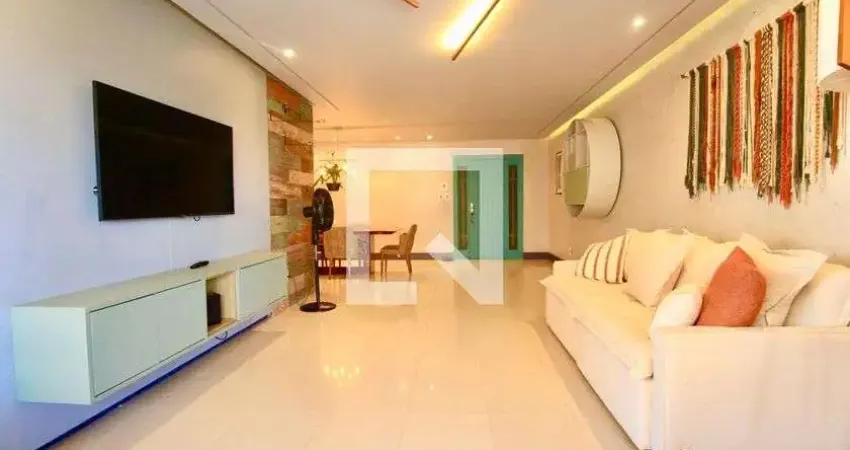 Apartamento para Aluguel - Rio Vermelho, 4 Quartos,  210 m² - Salvador