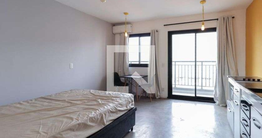 Kitnet / Stúdio para Aluguel - Moema, 1 Quarto,  32 m² - São Paulo