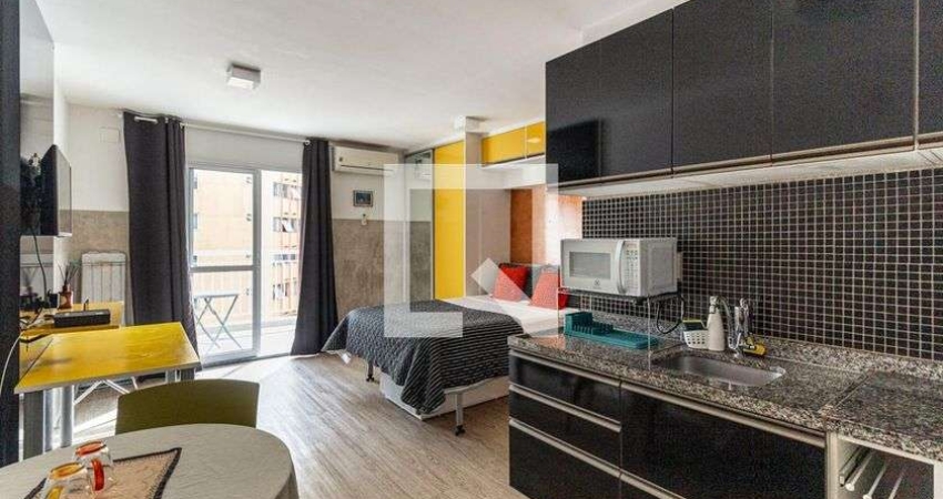 Kitnet / Stúdio para Aluguel - Santa Cecília, 1 Quarto,  30 m² - São Paulo