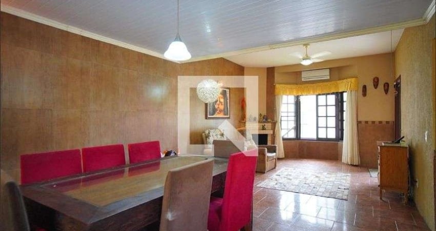 Casa / Sobrado em Condomínio para Aluguel - Sarandi, 3 Quartos,  195 m² - Porto Alegre