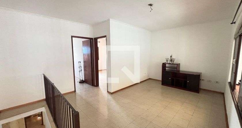 Casa para Aluguel - Parque das Nações, 2 Quartos,  155 m² - Santo André