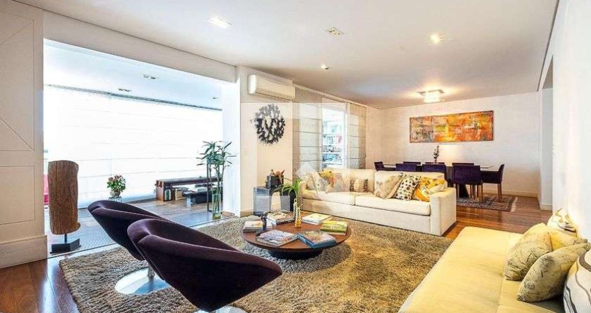 Apartamento para Aluguel - Sumaré, 2 Quartos,  198 m² - São Paulo