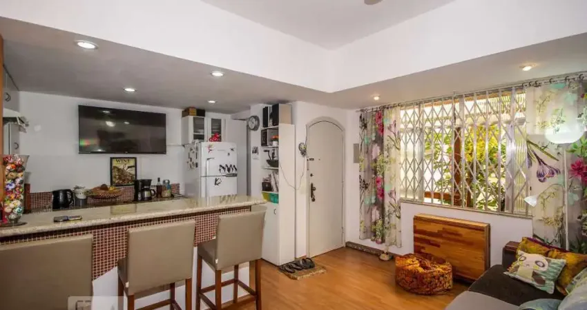 Apartamento para Aluguel - Leme, 2 Quartos,  75 m² - Rio de Janeiro