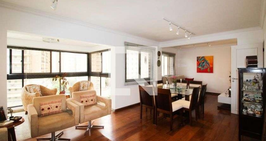 Apartamento para Aluguel - Vila Nova Conceição, 3 Quartos,  129 m² - São Paulo