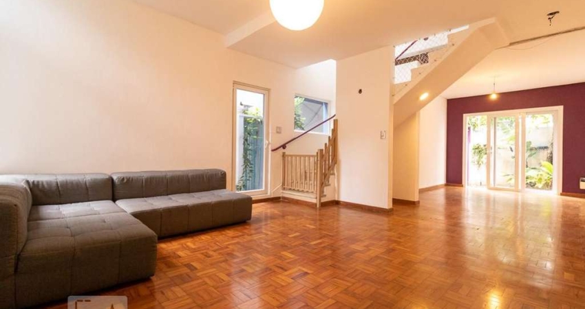 Casa para Aluguel - Jardim Paulistano, 3 Quartos,  220 m² - São Paulo