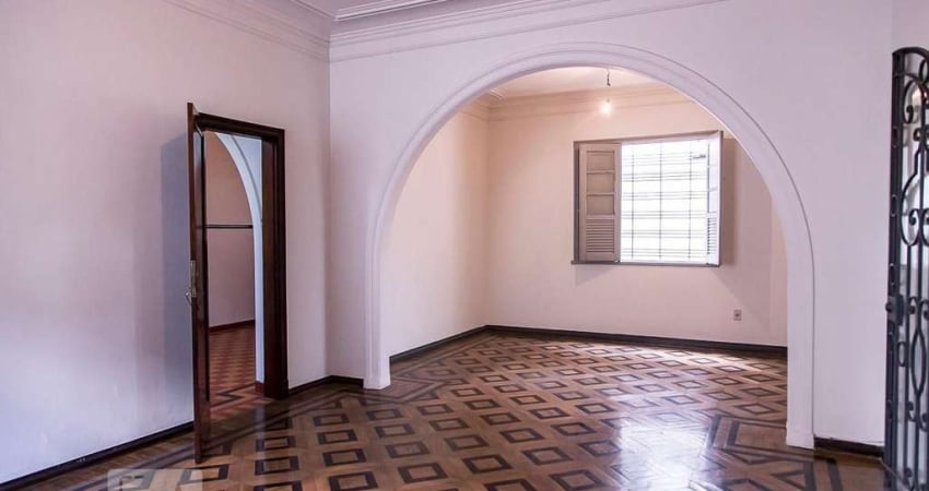 Casa para Aluguel - Barro Preto, 7 Quartos,  350 m² - Belo Horizonte