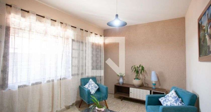 Casa para Aluguel - Novo Glória, 4 Quartos,  297 m² - Belo Horizonte