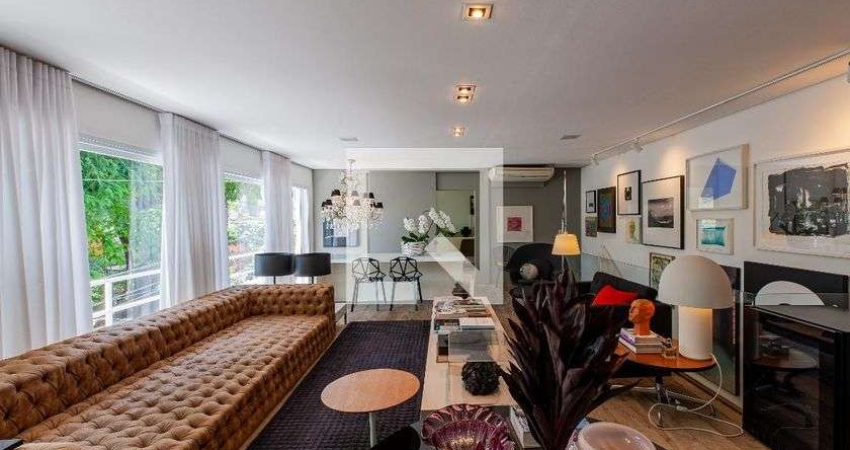 Casa para Aluguel - Vila Madalena, 3 Quartos,  500 m² - São Paulo