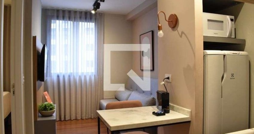 Kitnet / Stúdio para Aluguel - Centro, 1 Quarto,  22 m² - Curitiba