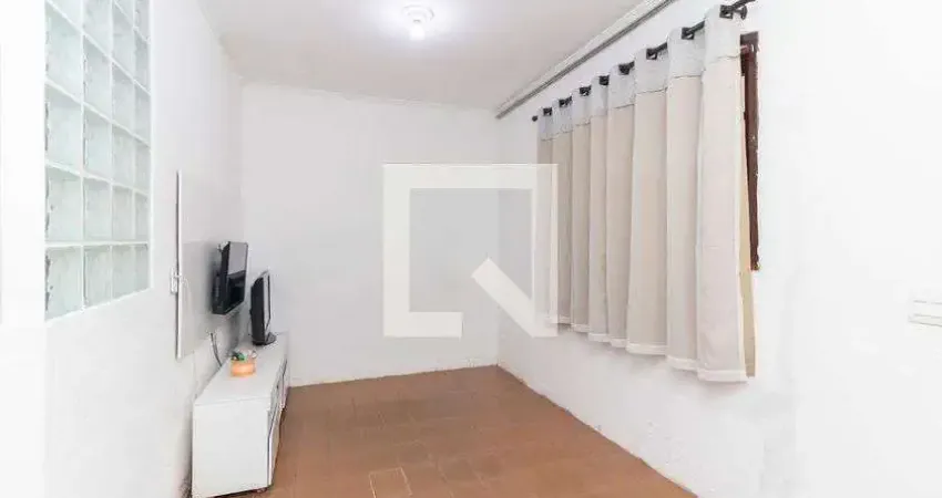 Casa para Aluguel - Vila Jacuí, 2 Quartos,  100 m² - São Paulo