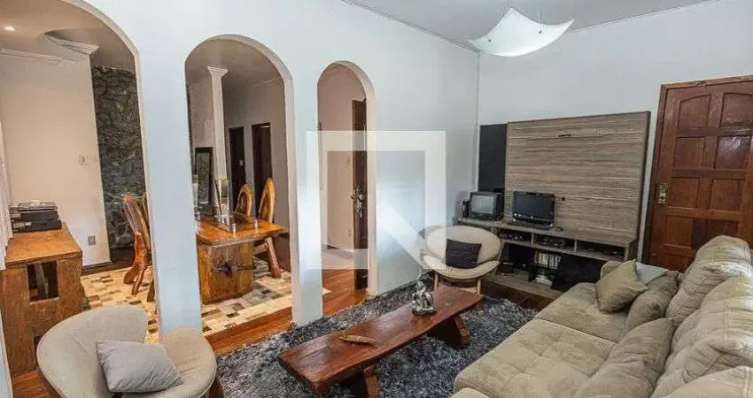 Casa para Aluguel - Floramar, 3 Quartos,  360 m² - Belo Horizonte