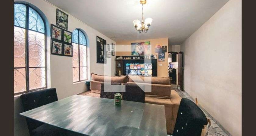 Casa para Aluguel - Jardim Éster Yolanda, 7 Quartos,  391 m² - São Paulo