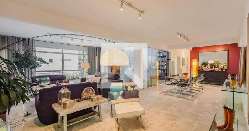 Apartamento para Aluguel - Jardim Paulista, 2 Quartos,  246 m² - São Paulo