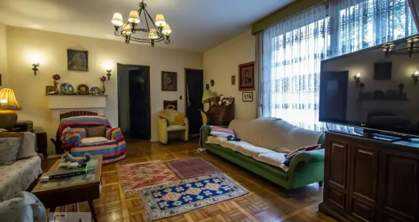Casa para Aluguel - Sumaré, 6 Quartos,  330 m² - São Paulo