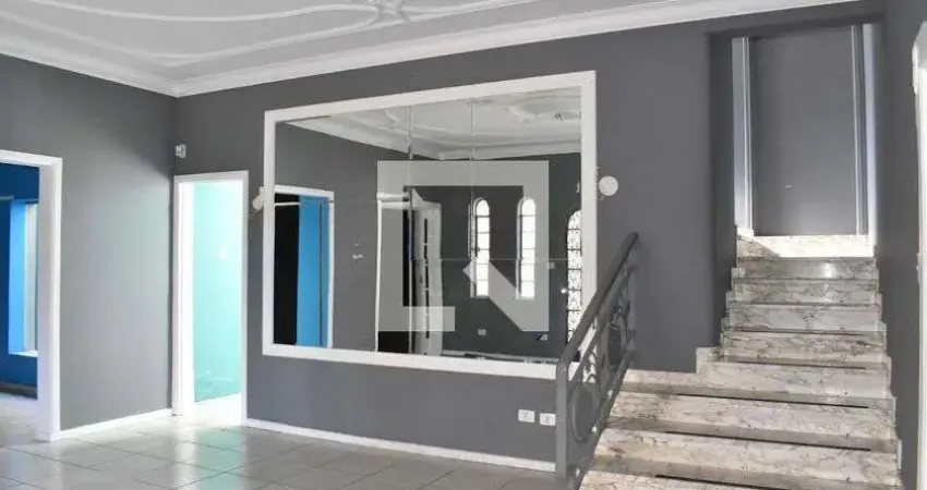 Casa para Aluguel - Centro, 4 Quartos,  400 m² - Curitiba